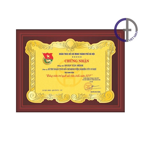 Đơn vị chuyên cung cấp quà tăng cho doanh nghiệp, công ty như quà tặng pha lê, cup pha lê,kỷ niệm chương, bảng vinh danh, đồng hồ, áo mưa... 