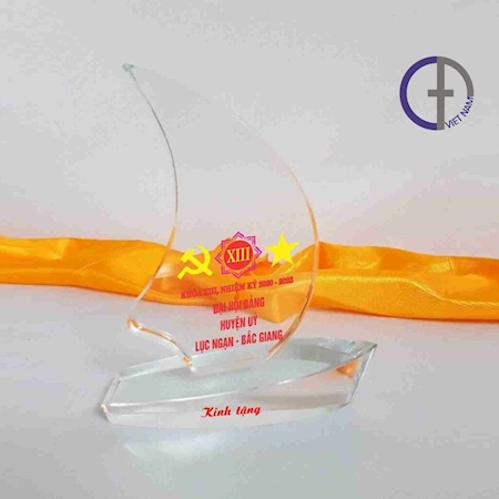 Quà Đại Hội Đảng 30