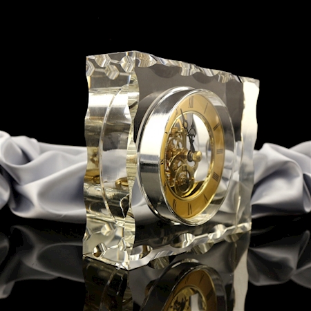 Địa chỉ mua đồng hồ pha lê uy tín nhất tại Huyện Quế Võ