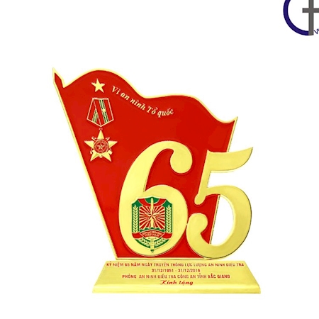 Kỷ niệm chương gỗ đồng 15